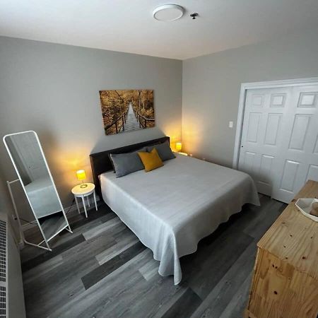 New Large Luxurious 2Br Condo In The Heart Of Uptown Coffee, Wifi 세인트존 외부 사진