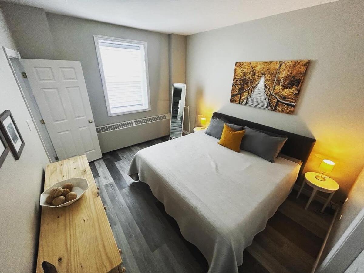 New Large Luxurious 2Br Condo In The Heart Of Uptown Coffee, Wifi 세인트존 외부 사진